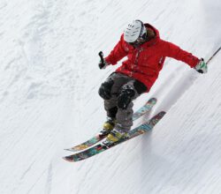 Dlaczego warto jeździć na nartach?