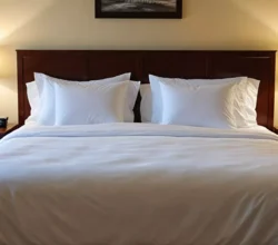 Jak wybrać dostawcę pościeli hotelowej: co sprawdzić przed zamówieniem